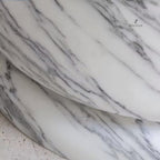 White Marble Queen Elizabeth Bathtub - Curved Edge Detail Close-Up | Stonegems